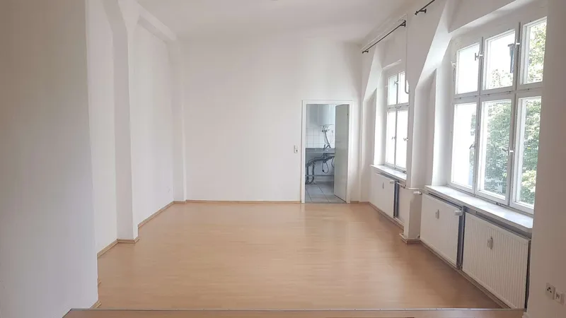 Charmante Retrowohnung: 1-Zimmer-Apartment in Friedrichshain (24 Monate befristet) — photo 1